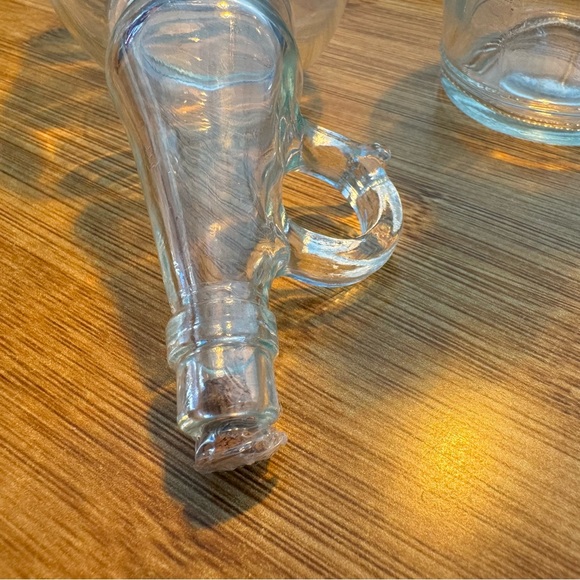 ✨NWOT✨ Cute Cottagecore Glass Jars With Cork and Handle (Set of 2) - Picture 5 of 6